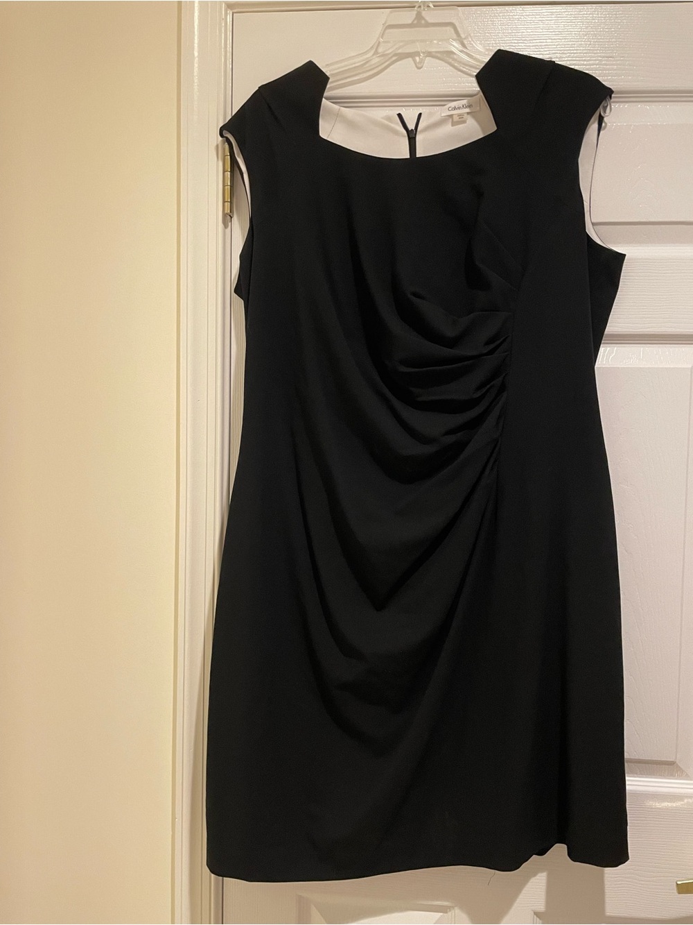 Calvin Klein Black Sleeveless Ruched Dress Excellent condition, Size 20 W $25